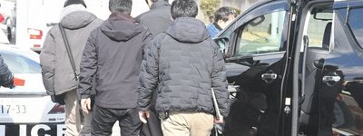 「白タク」営業に関与疑いで大阪・貝塚市の運送会社元代表ら逮捕　自家用車に「緑ナンバー」つけて正規の業者装ったか　大阪府警