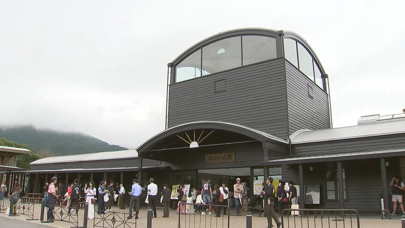 【警鐘】「白タク」横行が日本の観光地を脅かす　中国大型連休で懸念強まる由布院の実態