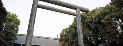 高市首相の靖国「真榊」奉納に中国が再び「強く非難」　参拝見送りでも「再軍事化」と結び付ける対日外交圧力、日本は歴史問題の政治利用を警戒