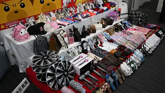 沖縄税関で模倣品の輸入差し止めが過去最多、中国からの割合が約半数　「ボンボンドロップシール」偽造品も確認され知的財産リスク浮き彫り