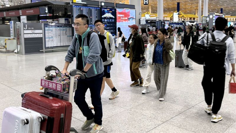 中国人訪日客が国慶節連休に激減か　中国政府の渡航自粛呼びかけで旅行消費が半減、日本観光業に広がる「脱中国依存」の動き