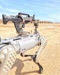 中共閱兵、無人機・AIロボット誇示も欠陥だらけ ― 日本への警鐘