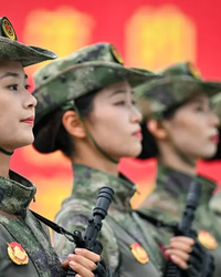 中国の大規模軍事パレード、日本への明確な脅威と日米同盟の反制強化